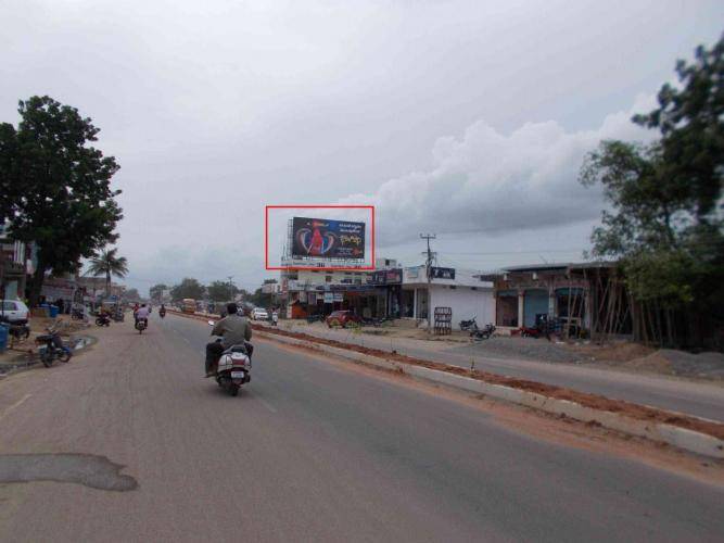 Outdoor Advertising image