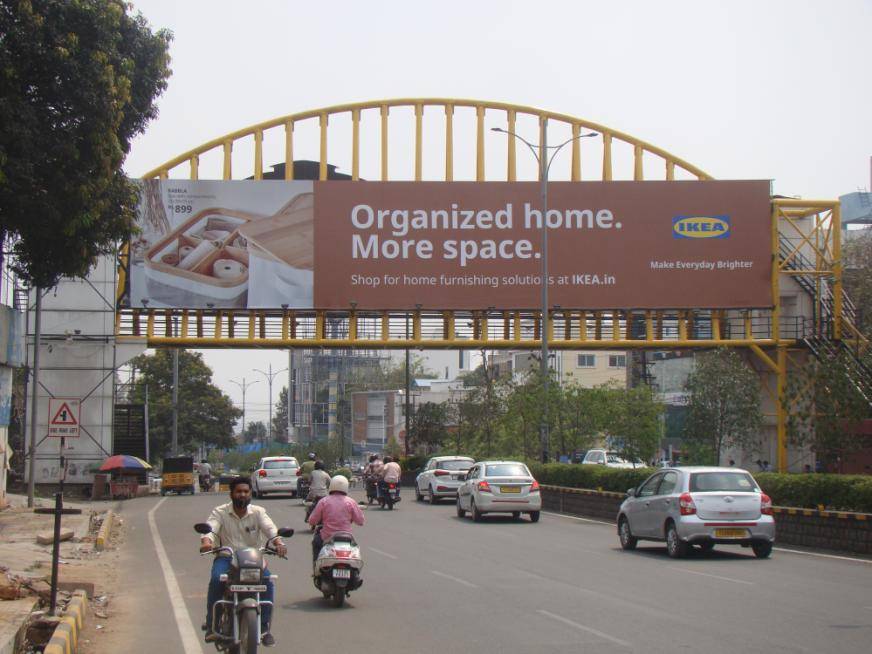 Outdoor Advertising image