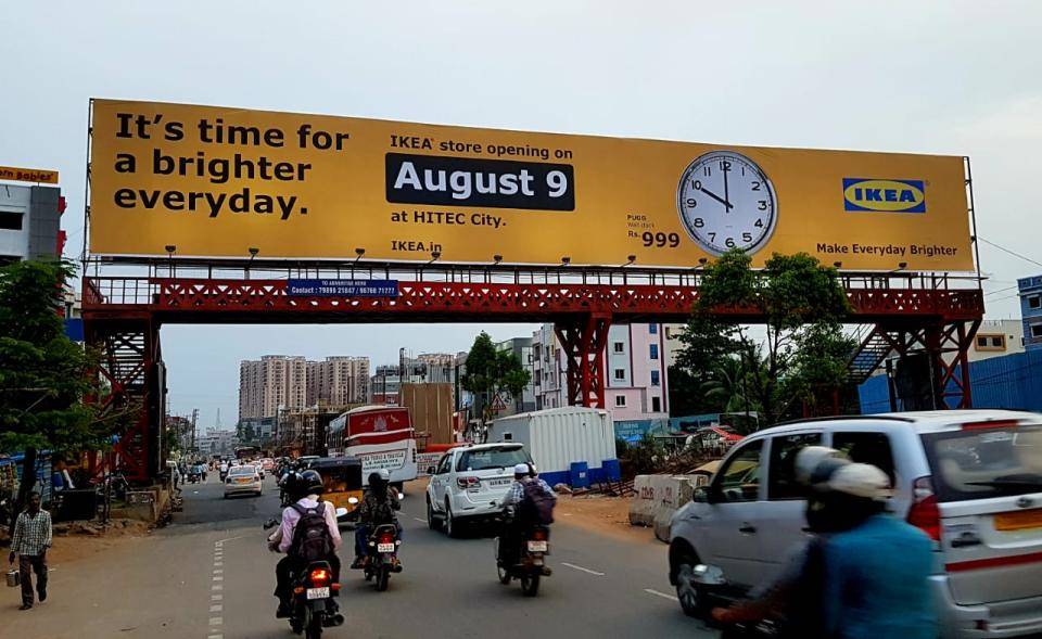 Outdoor Advertising image