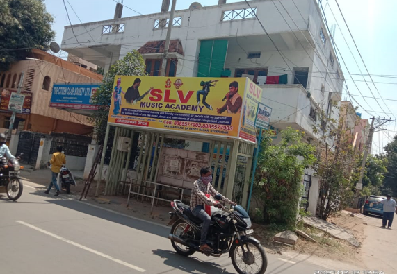 Outdoor Advertising image