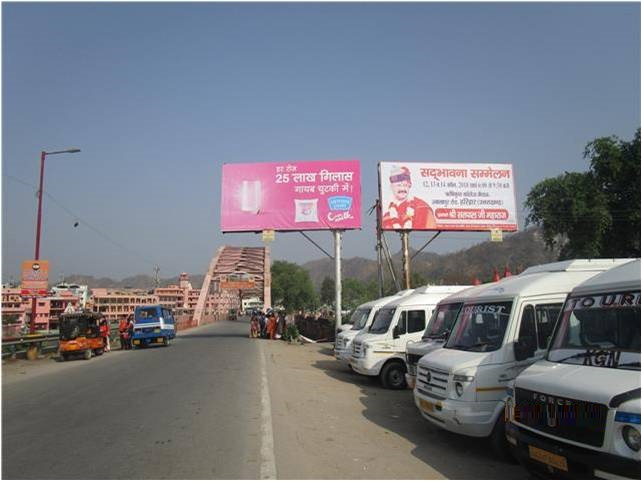 Outdoor Advertising image