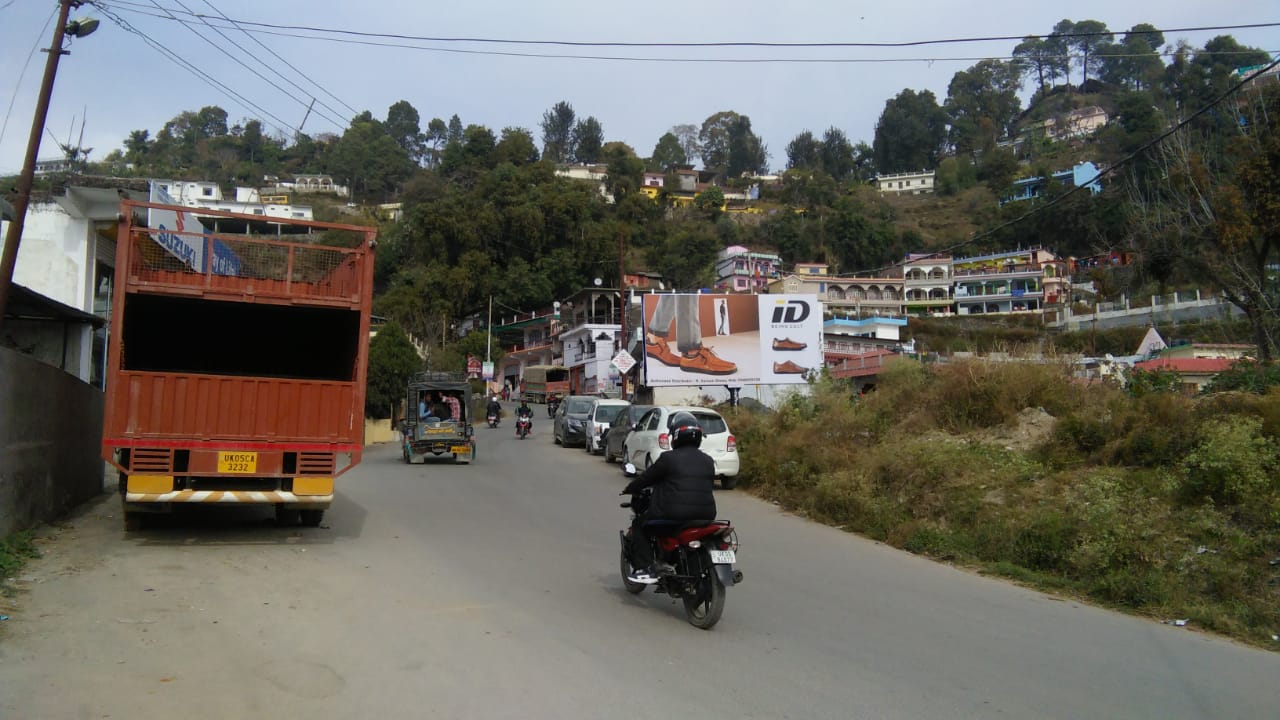 Outdoor Advertising image