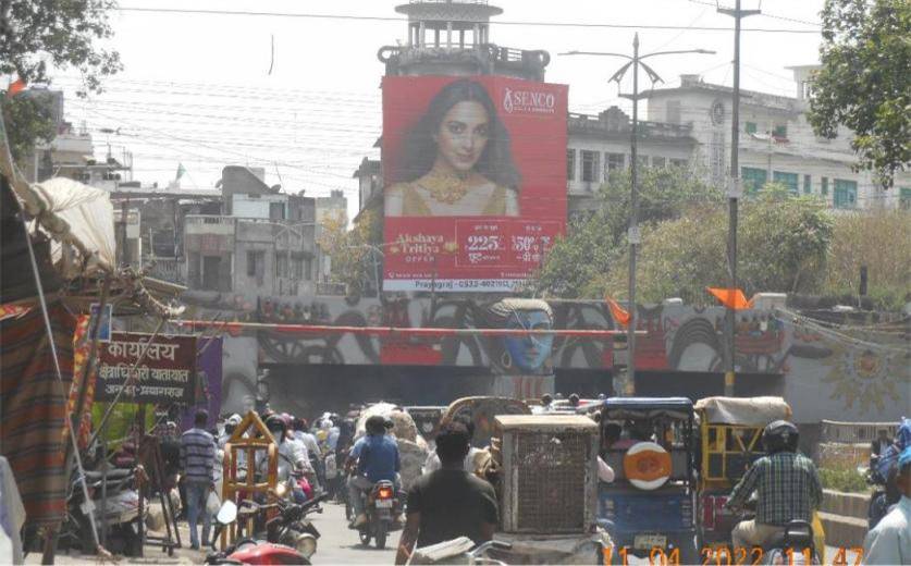 Outdoor Advertising image