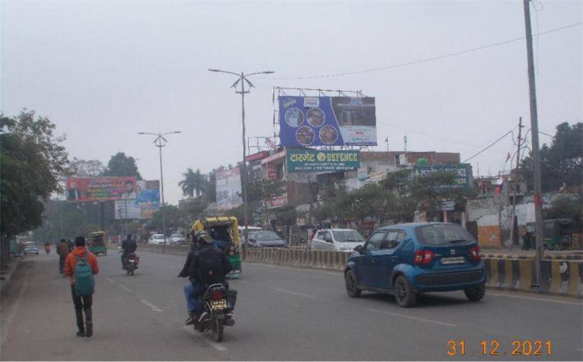 Outdoor Advertising image