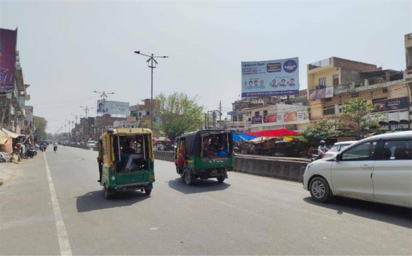 Outdoor Advertising image