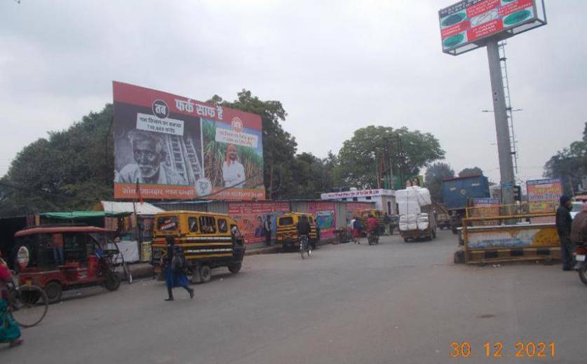 Outdoor Advertising image