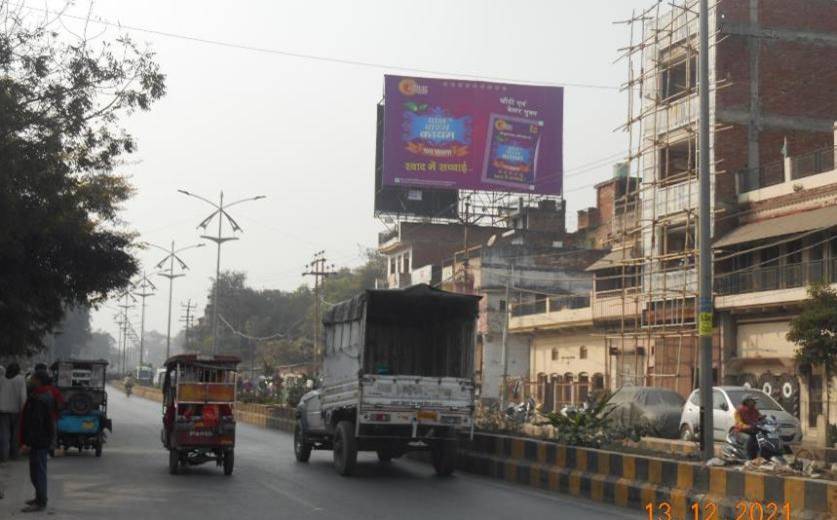 Outdoor Advertising image