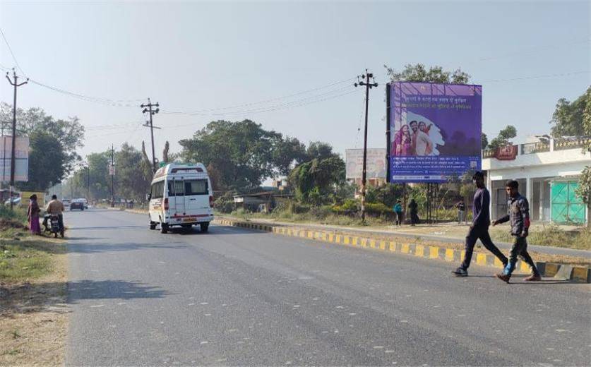 Outdoor Advertising image