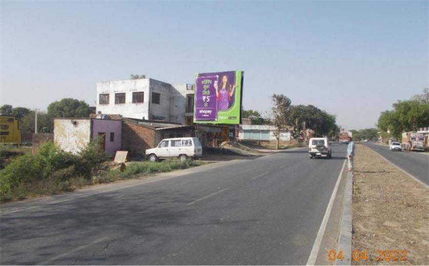 Outdoor Advertising image