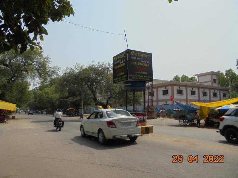 Outdoor Advertising image