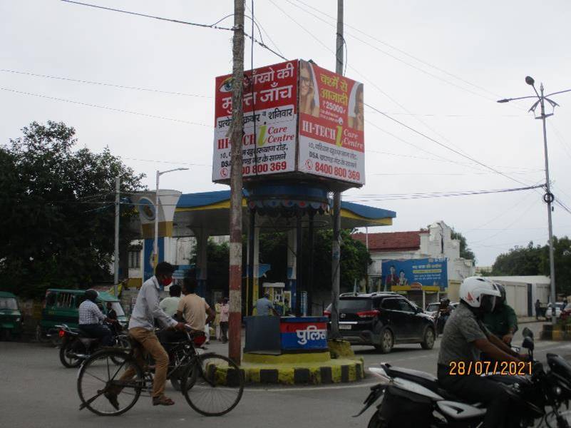 Outdoor Advertising image