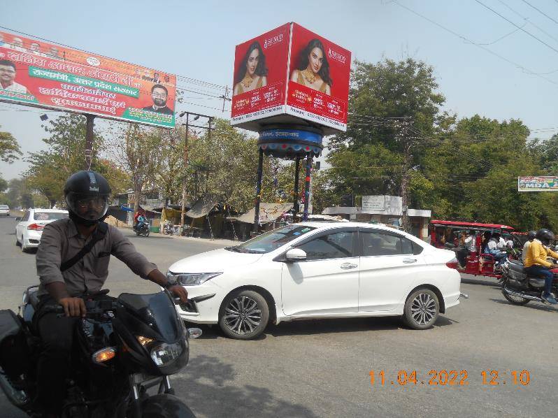 Outdoor Advertising image