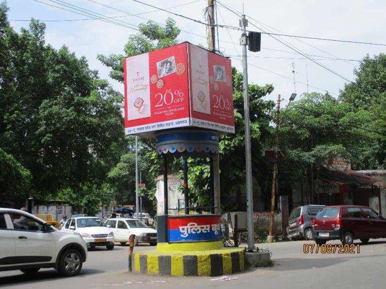 Outdoor Advertising image