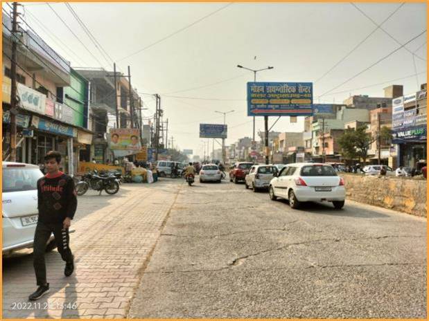 Outdoor Advertising image