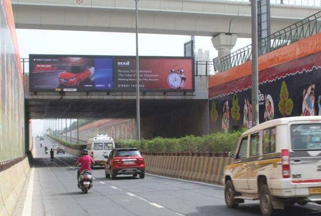 Outdoor Advertising image