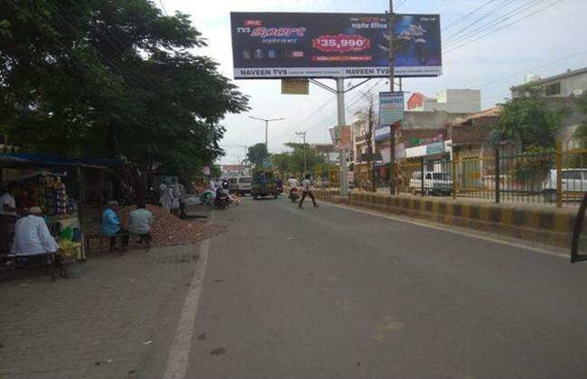 Outdoor Advertising image