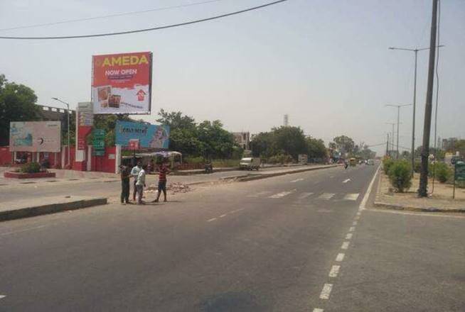 Outdoor Advertising image