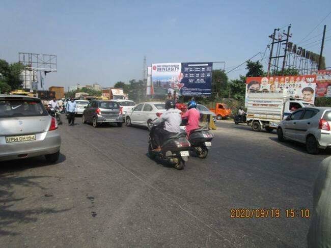 Outdoor Advertising image