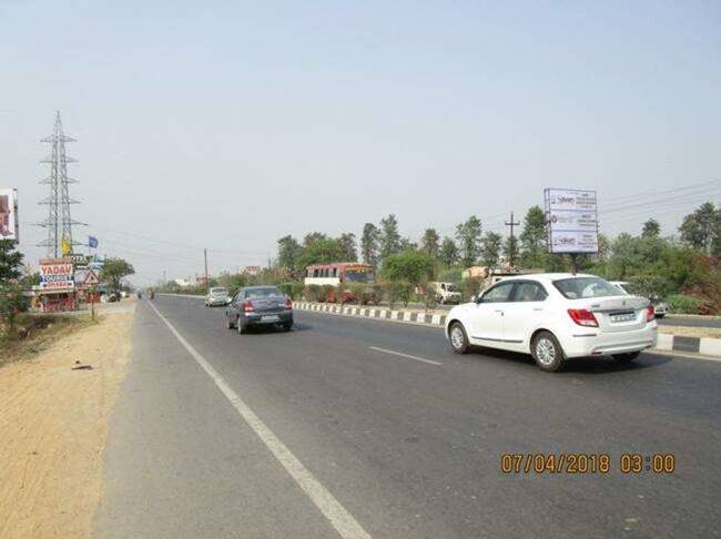 Outdoor Advertising image