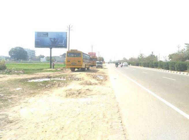 Outdoor Advertising image