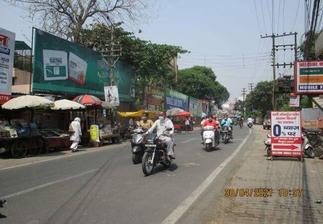 Outdoor Advertising image