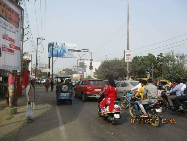 Outdoor Advertising image