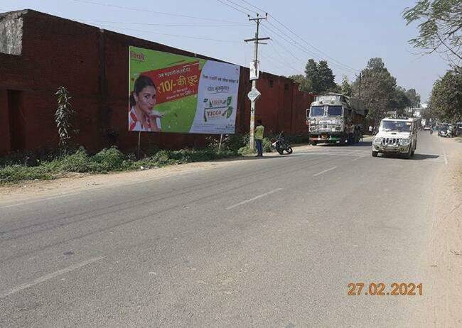 Outdoor Advertising image