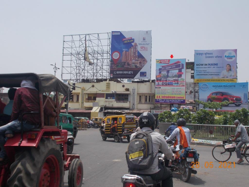 Outdoor Advertising image