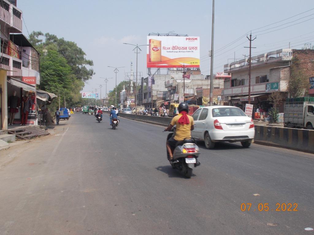 Outdoor Advertising image