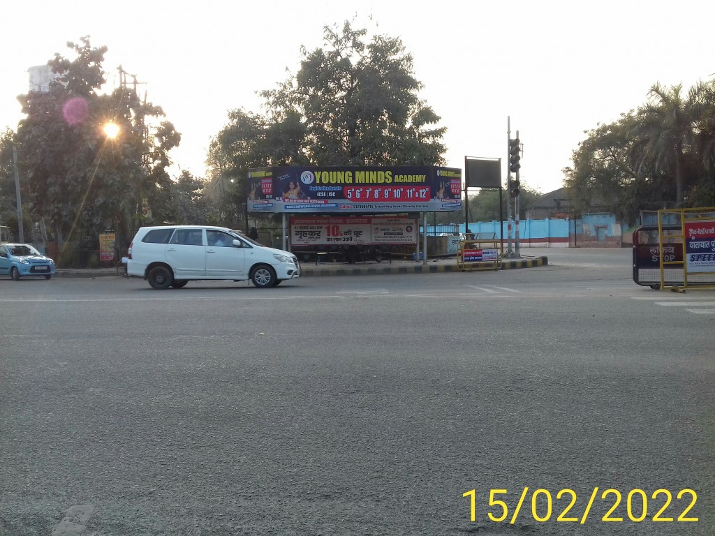 Outdoor Advertising image