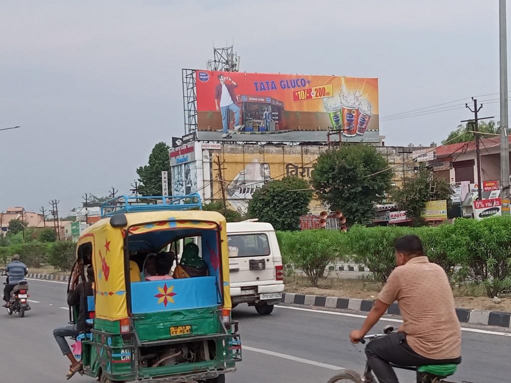 Outdoor Advertising image