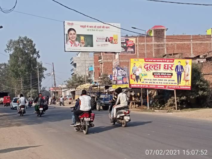 Outdoor Advertising image