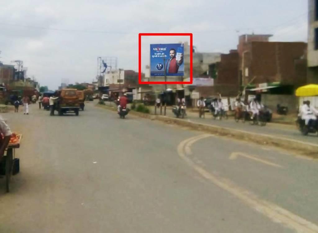 Outdoor Advertising image