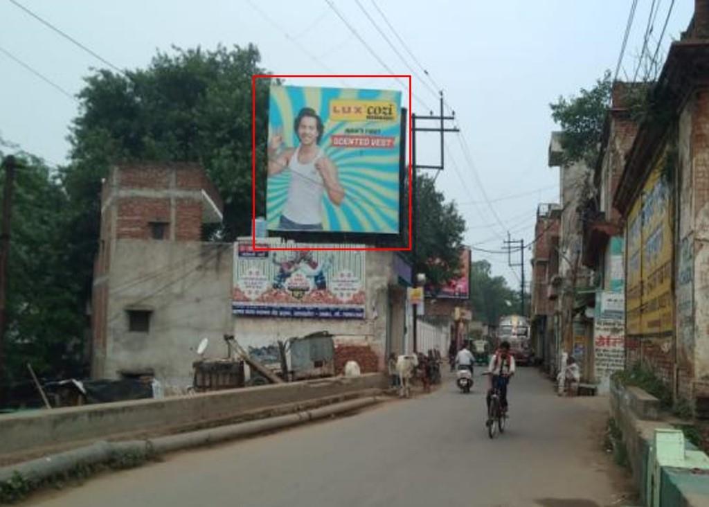 Outdoor Advertising image