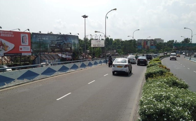 Outdoor Advertising image