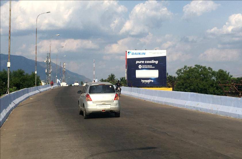 Outdoor Advertising image