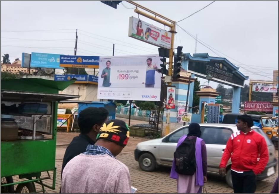 Outdoor Advertising image