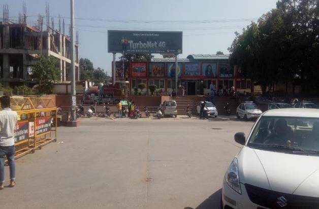 Outdoor Advertising image