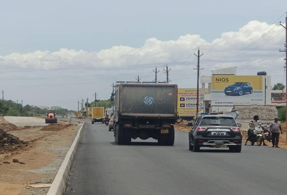 Outdoor Advertising image