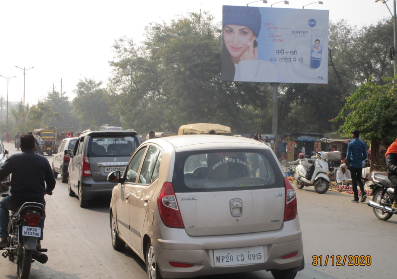 Outdoor Advertising image