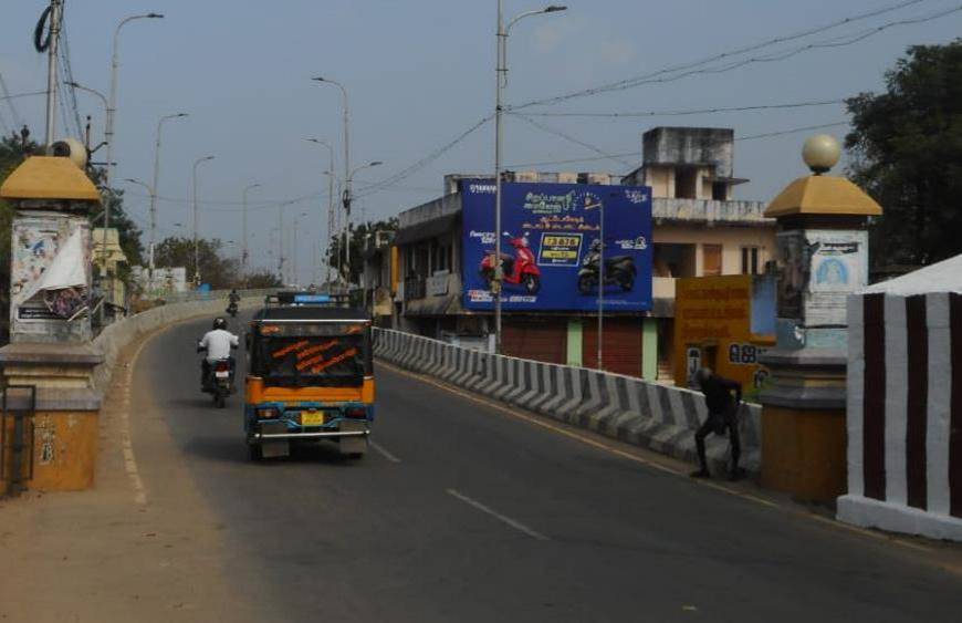 Outdoor Advertising image