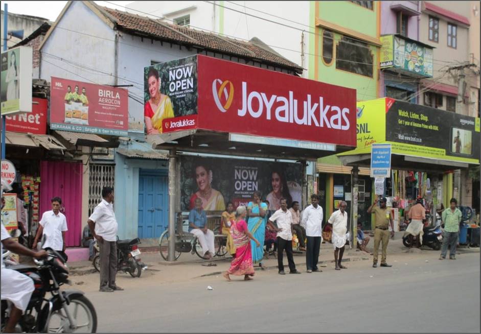 Outdoor Advertising image