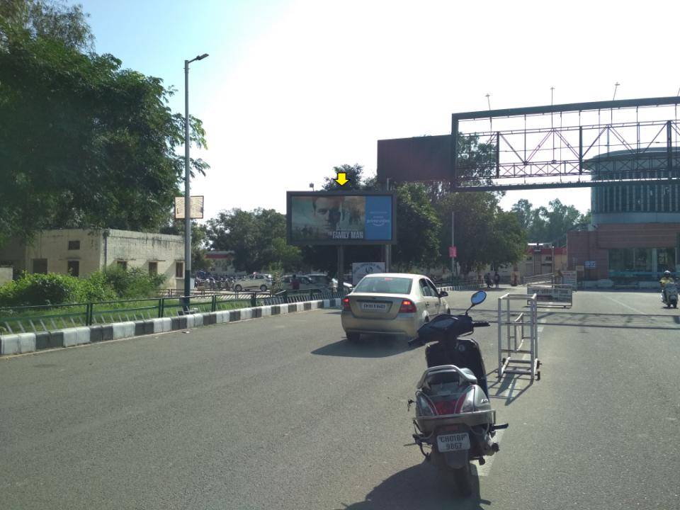 Unipole - Railway station, Chandigarh, Chandigarh