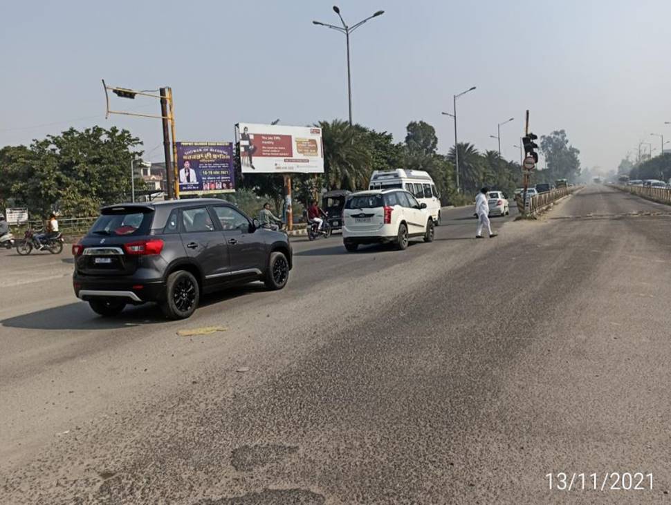 Unipole - New Amritsar, Amritsar, Punjab Unipole - New Amritsar, Amritsar, Punjab