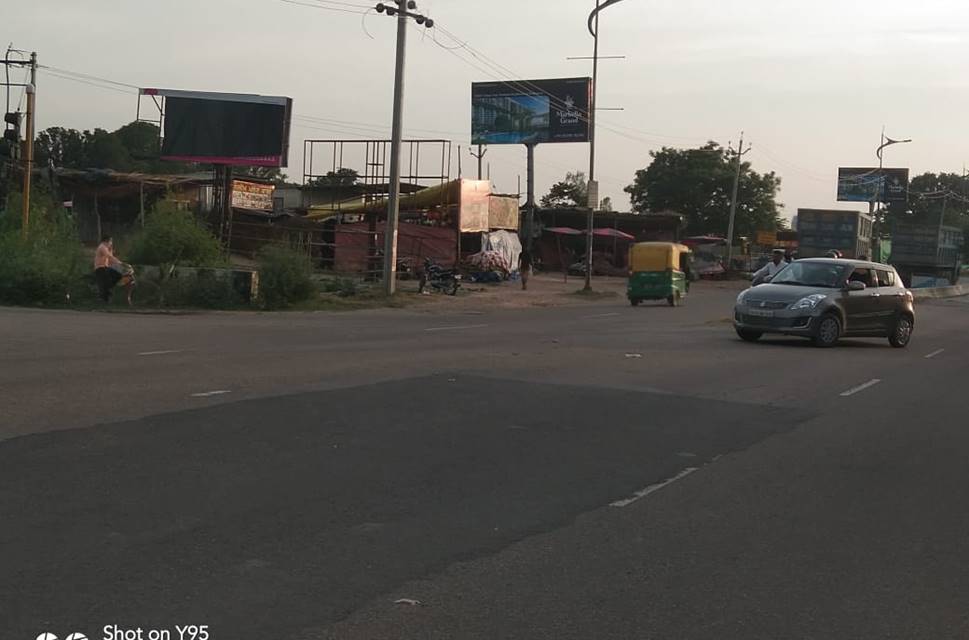 Unipole - Bhoot Garh, Mullan Pur, Punjab