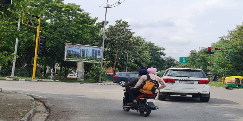 Unipole - Chandigarh To Pca Road, Mohali, Punjab