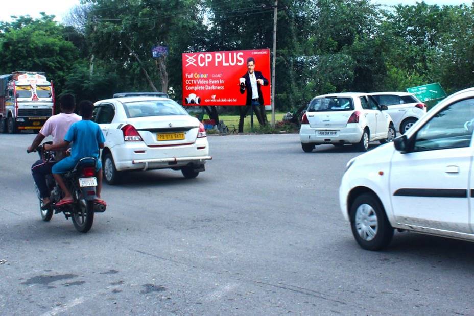 Billboard - Chandigarh Chowk, Hoshiarpur, Punjab Billboard - Chandigarh Chowk, Hoshiarpur, Punjab