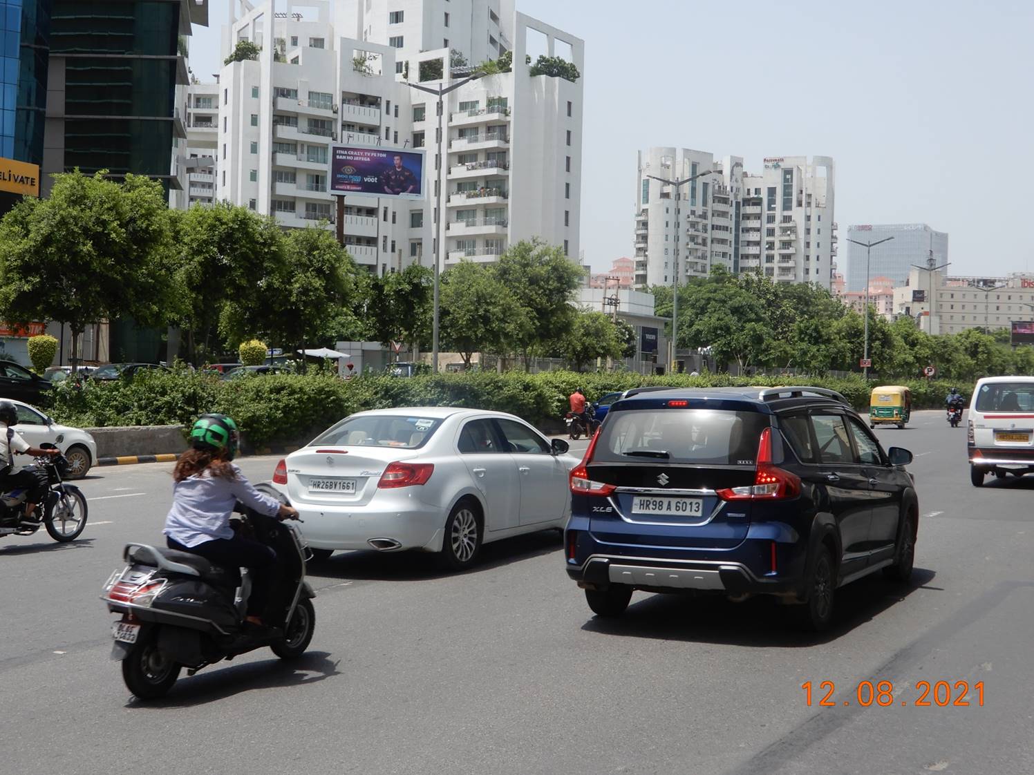 Unipole Golf Course Extension Road Towards Cyber City Gurgaon Delhi (NCR) Unipole Golf Course Extension Road Towards Cyber City Gurgaon Delhi (NCR)