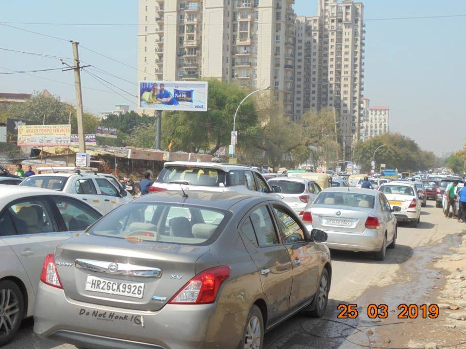 Unipole Galleria Market Gurgaon Delhi (NCR) Unipole Galleria Market Gurgaon Delhi (NCR)