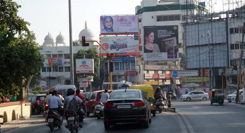 Billboard - Kalaghoda Circle, Vadodara, Gujarat Billboard - Kalaghoda Circle, Vadodara, Gujarat